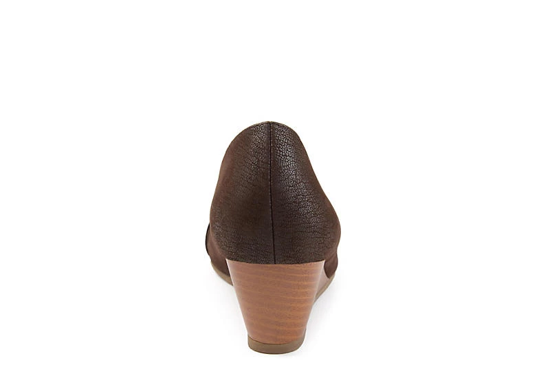 Journee Collection Womens Graysn Wedge Pump - Brown 7 Journee Collection Womens Graysn Wedge Pump - Brown - Image 5