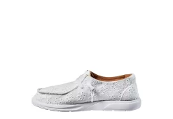 Reef Womens Cushion Coast Slip On Sneaker - White -women's shoes US 01 105369 02